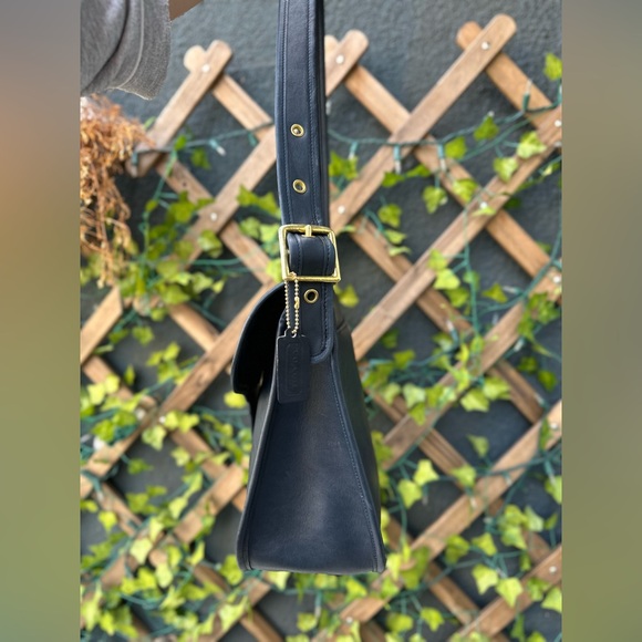 RARE VINTAGE COACH COURIER BAG! - Picture 3 of 13